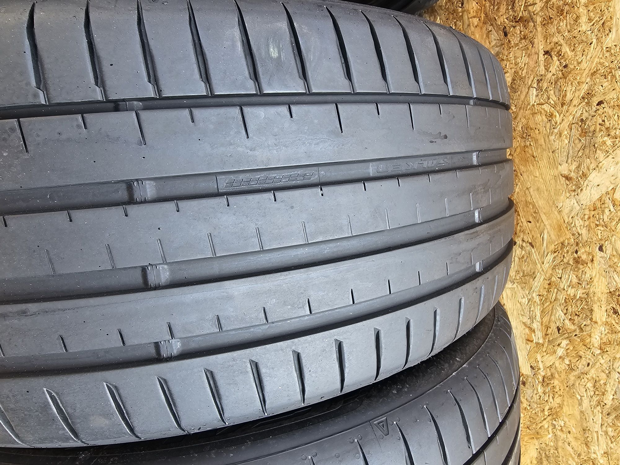 Idealne!!  2023rok!!  225/45 r18 Falken Azenis