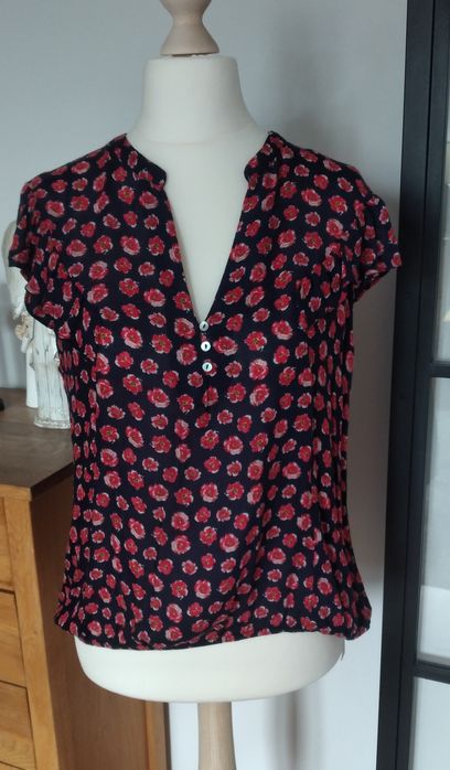 Przewiewna bluzka na lato w rozmiarze L/XL