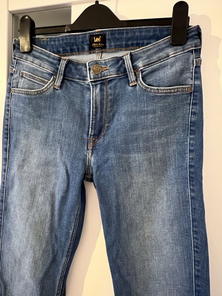 Spodnie damskie Lee rurki slim dopasowane 28x31