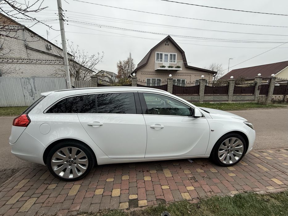 Розмитнений Opel Insignia з Німеччини