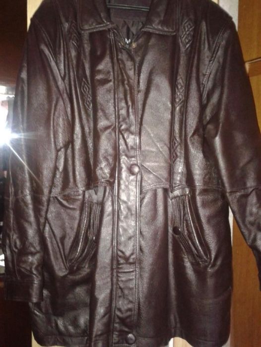 Куртка кожаная длинная с подстежкой