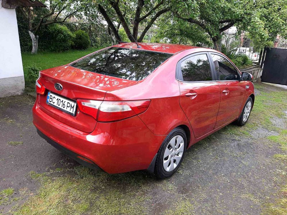 Kia Rio 2012p 1,4 Gaz Бензин Вся в рідній Фарбі.