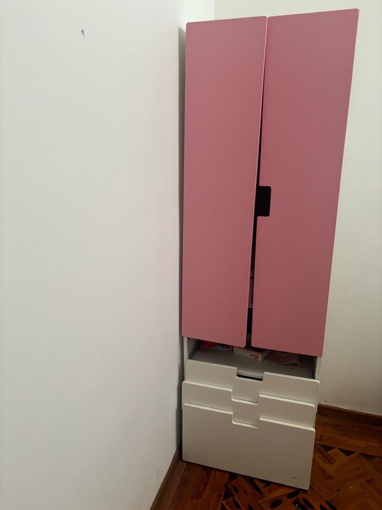 Roupeiro comoda crianca