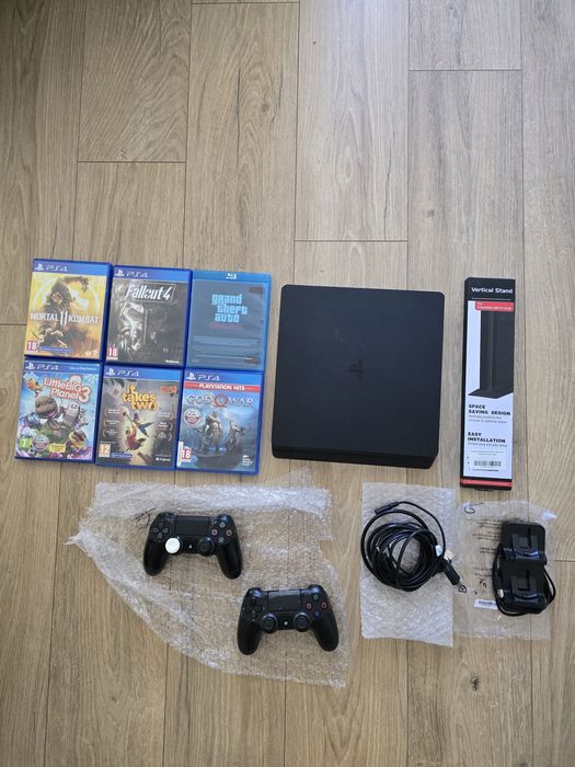 PlayStation 4 500G Slim