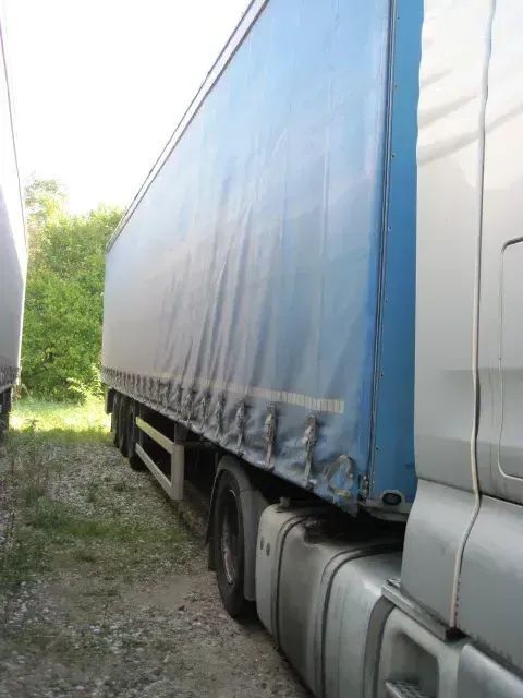 Schmitz Cargobull Firanka