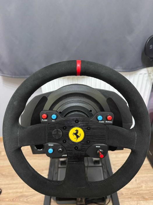 Kierownica Thrustmaster T300 Alcantara Edition + Stojak