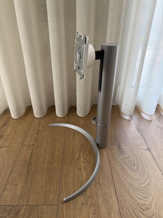 Suporte monitor LG