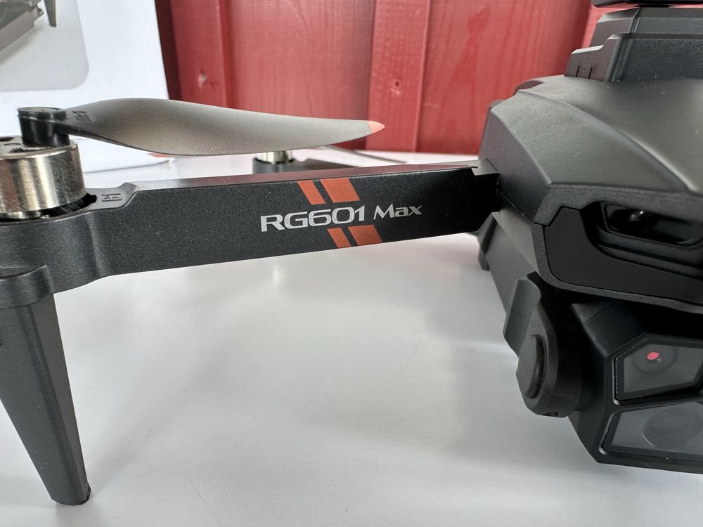 Квадрокоптер RG601MAX дрон