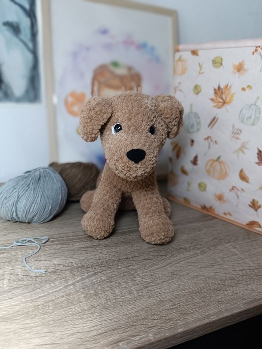 В'язана іграшка песик, ручна робота