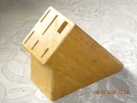 Drewniany blok na noże