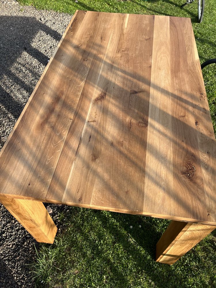 Debowy stol z litego drewna
