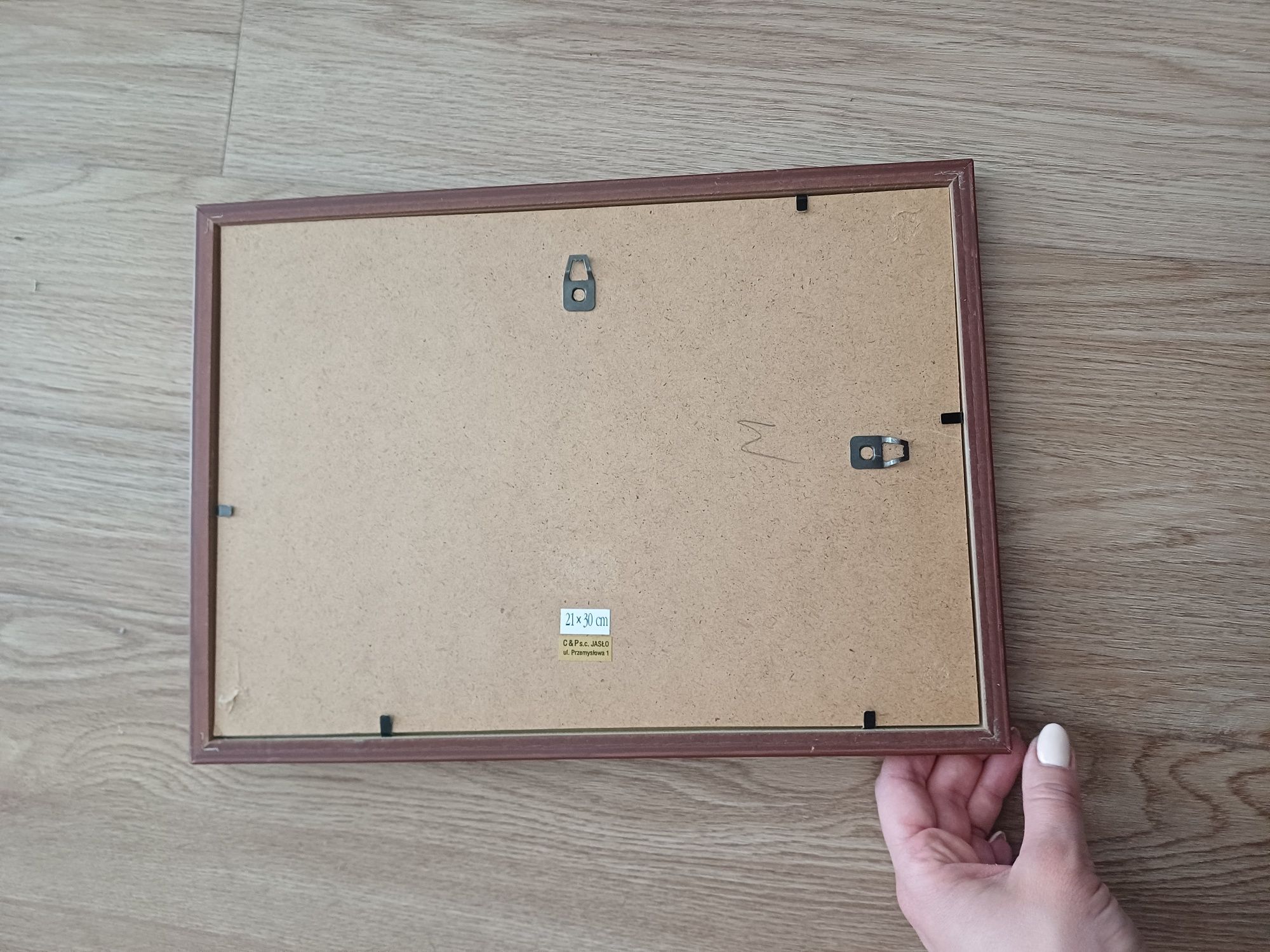 Drewniana ramka ze szklaną szybką 30x21cm