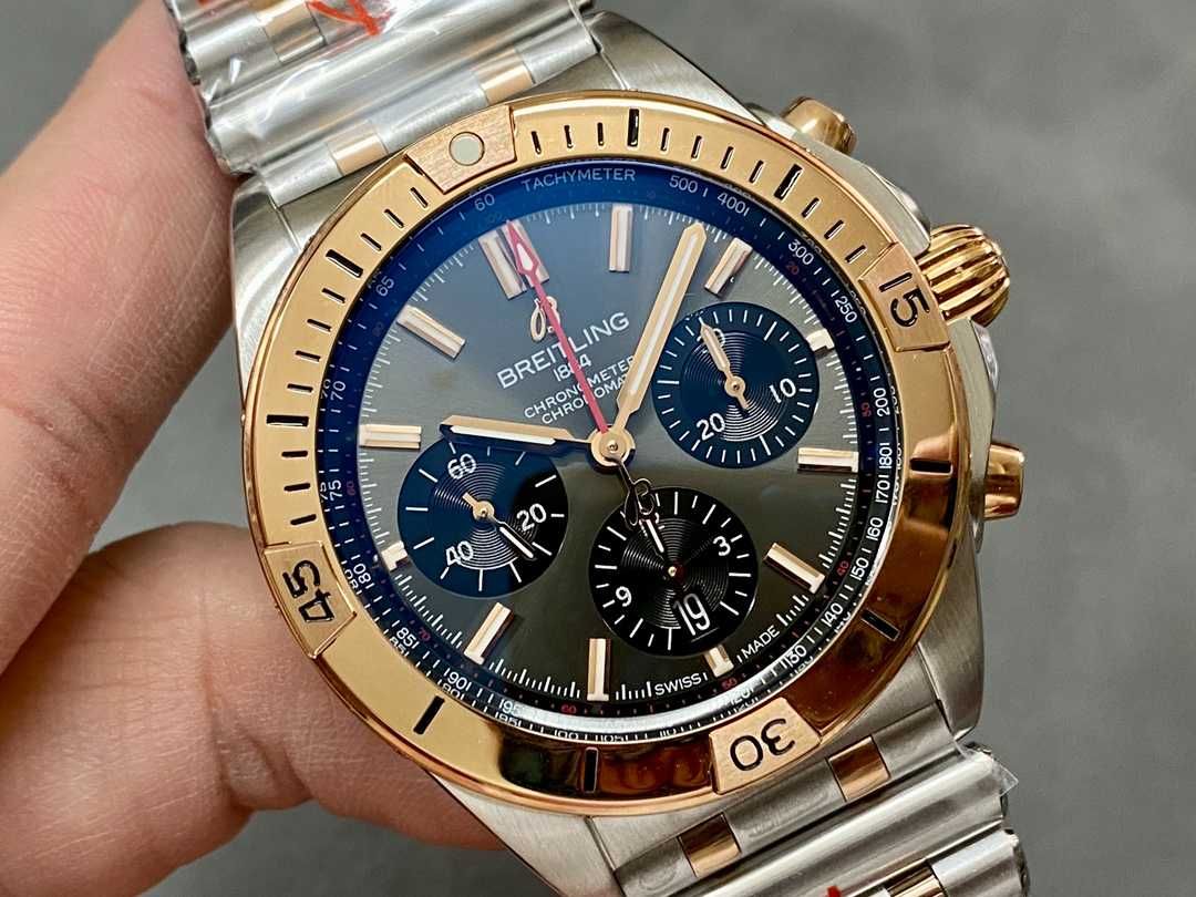 Breitling Chronomat 42mm