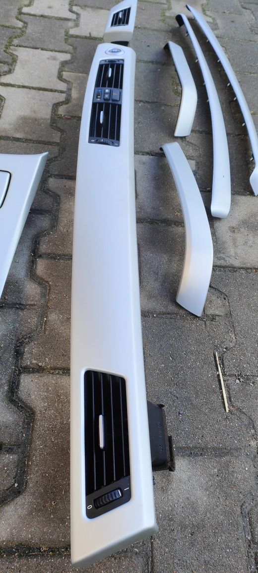 Dekory listwy ozdobne BMW e90 e91 Mpakiet szczotkowane Aluminium