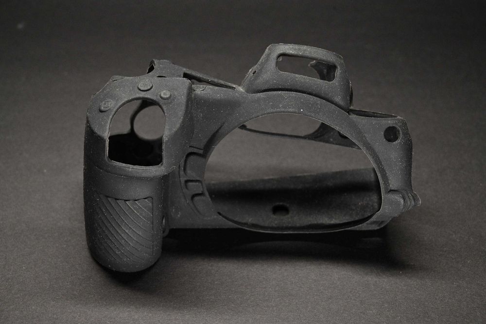 Sprzedam silikonową osłonę ochronną do aparatu Nikon Z6