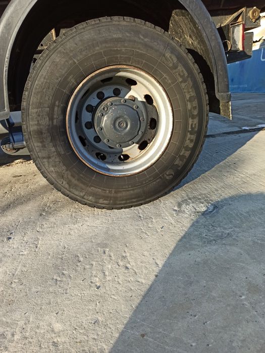 Самоскид Мерседес