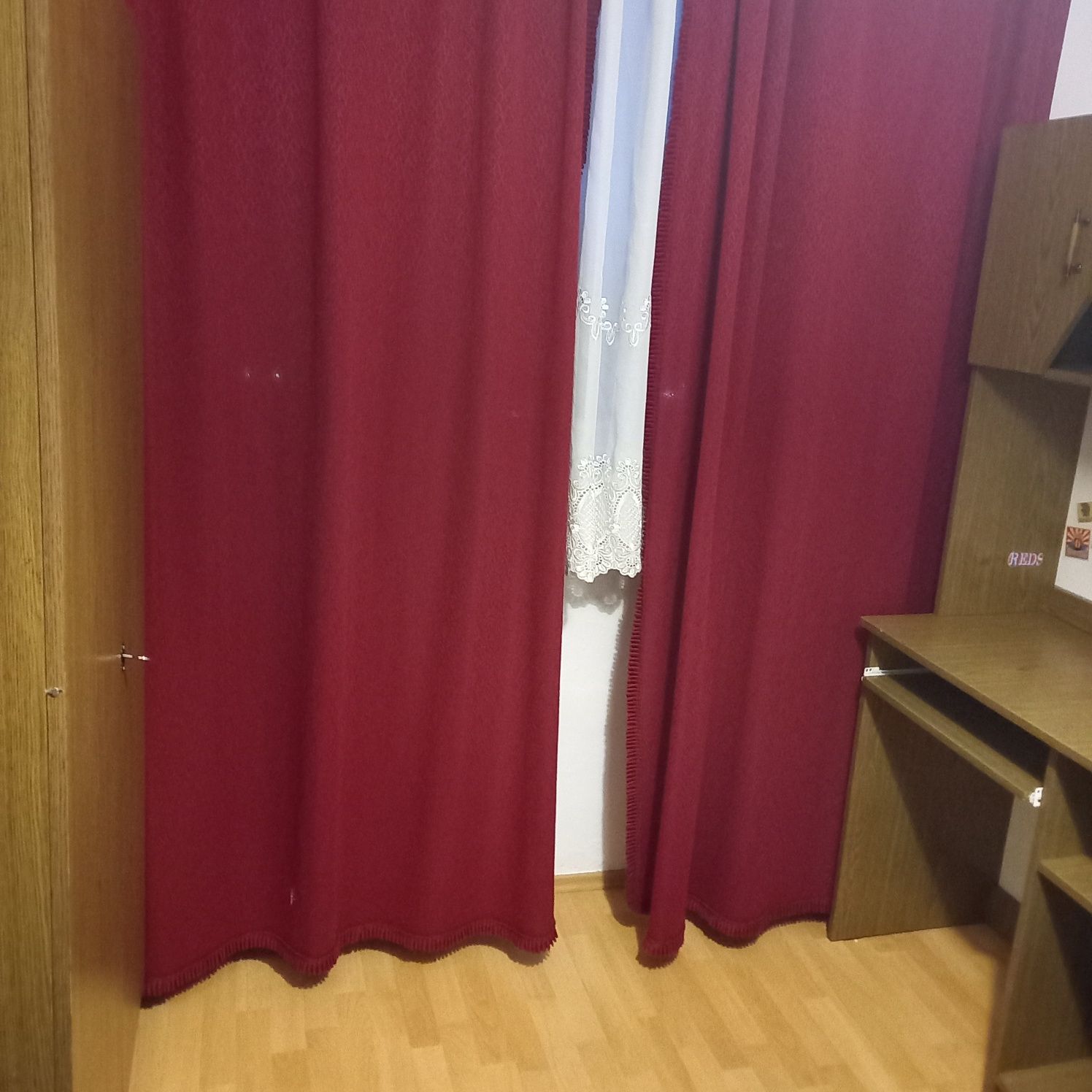 Sprzedam  narzutę  na wersalkę +gratisy