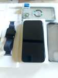 iphone 14 plus w zestawie z zegarkiem i sluchawkami