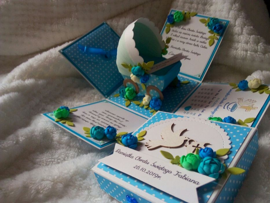 Elegancka pamiątka chrztu świętego exploding box