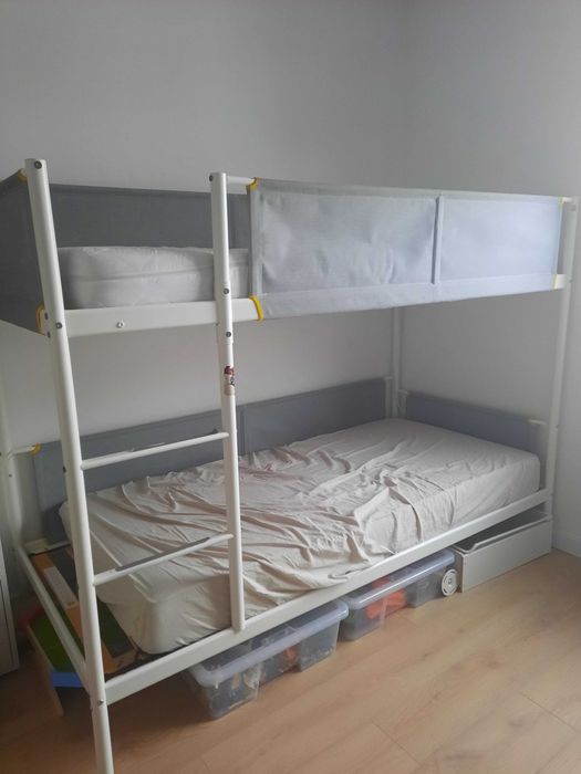 Łóżko metalowe piętrowe ikea Vitval