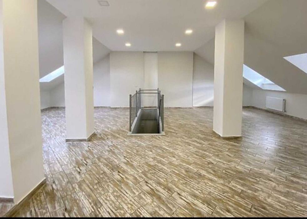 Оренда офісного приміщення в Центрі