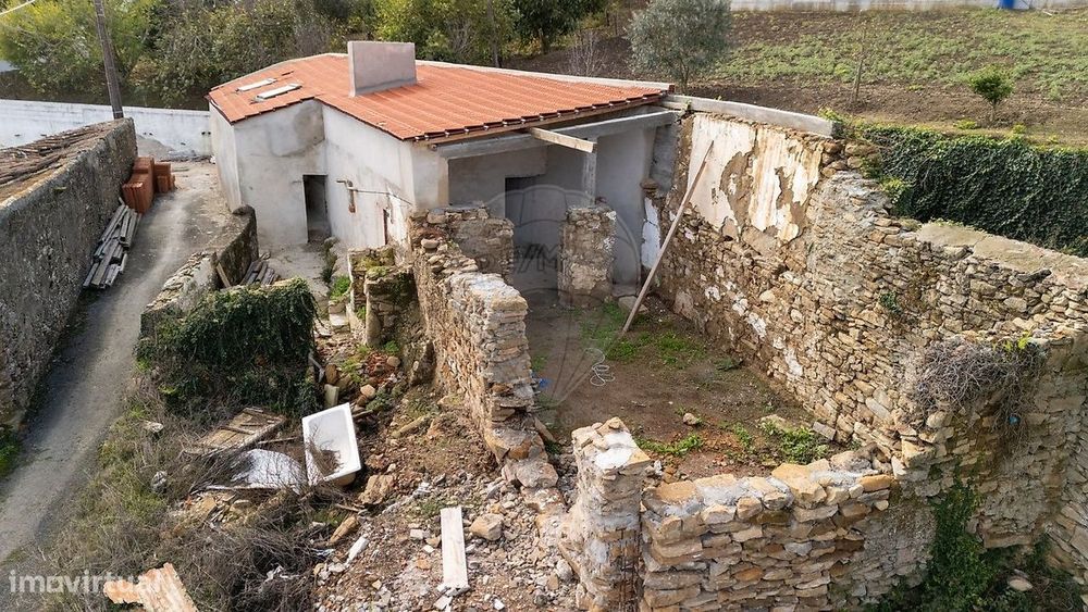 Moradia T2 para venda