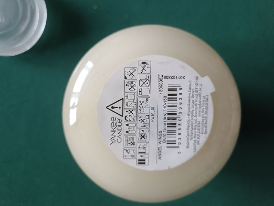Duża świeca Anioł Angel's Wings YC Yankee Candle 623 Mikołajki prezent