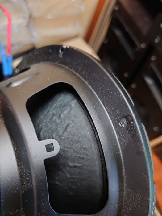 Автомобильный мидбасовые динамики 20см увеличенной мощности. 2х5,6ом