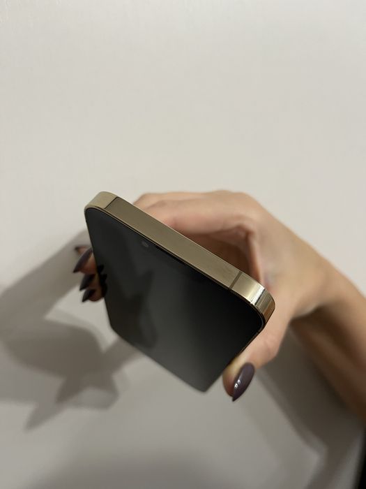 Айфон 13 про 265гб золотий стан ідеальний