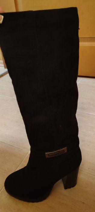 Зимові сапожки до коліна