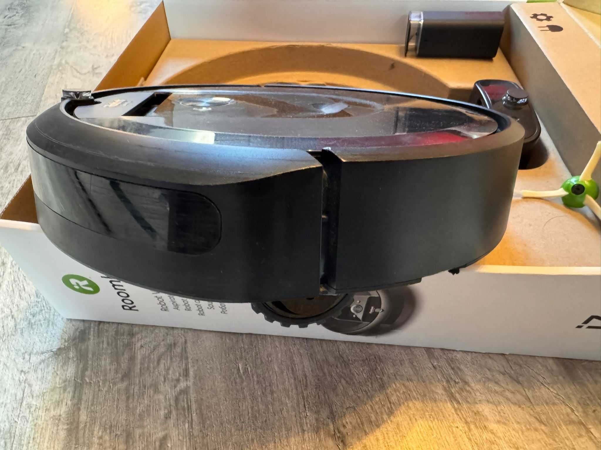 Robot odkurzający iRobot Roomba i7
