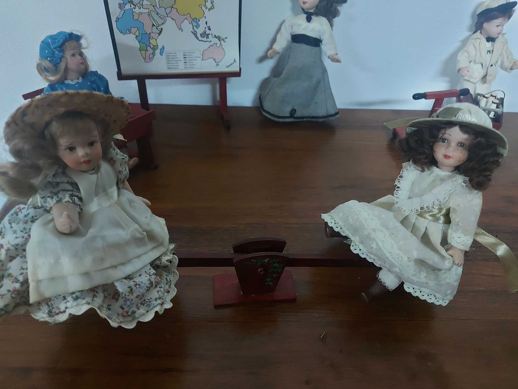 Coleção O Mundo Maravilhoso das Bonecas de Porcelana.