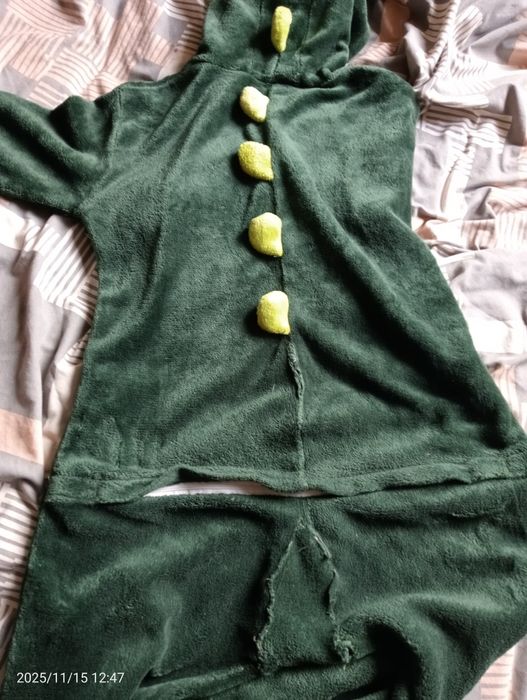 Різний одяг для хлопчика