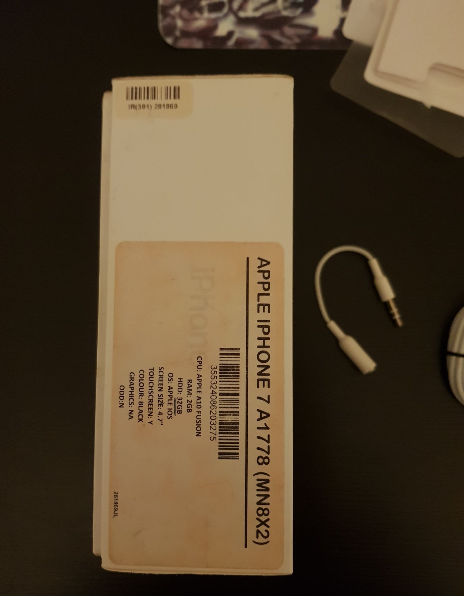orginalne  pudełko po Apple IPhone 7 + kabel USB z przejściówka