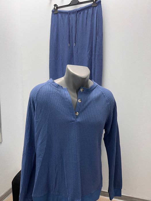 Komplet damskiej piżamy roz.2XL