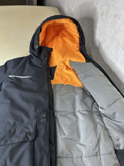 Зимова куртка на хлопчика 9-11 років