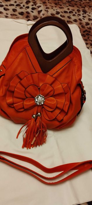 Сумка натуральная кожа оранжевая, новая