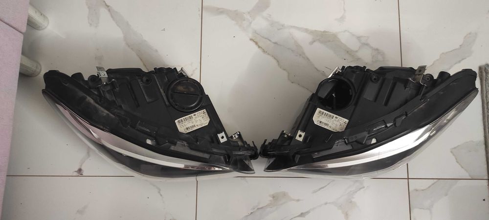 Lampa BMW f10 f11 lift lci bi xenon lewa prawa skrętna