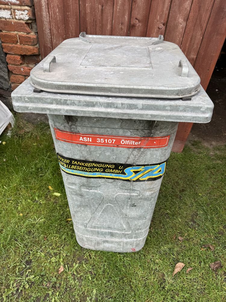 Pojemnik kosz  na odpady warsztowy