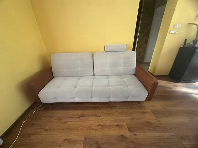Rozkładana skórzana kanapa /sofa firmy bugajski kolor beżowa