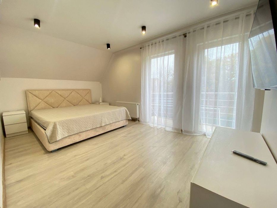 Русанівські Сади. Продаж окремого будинку в Києві