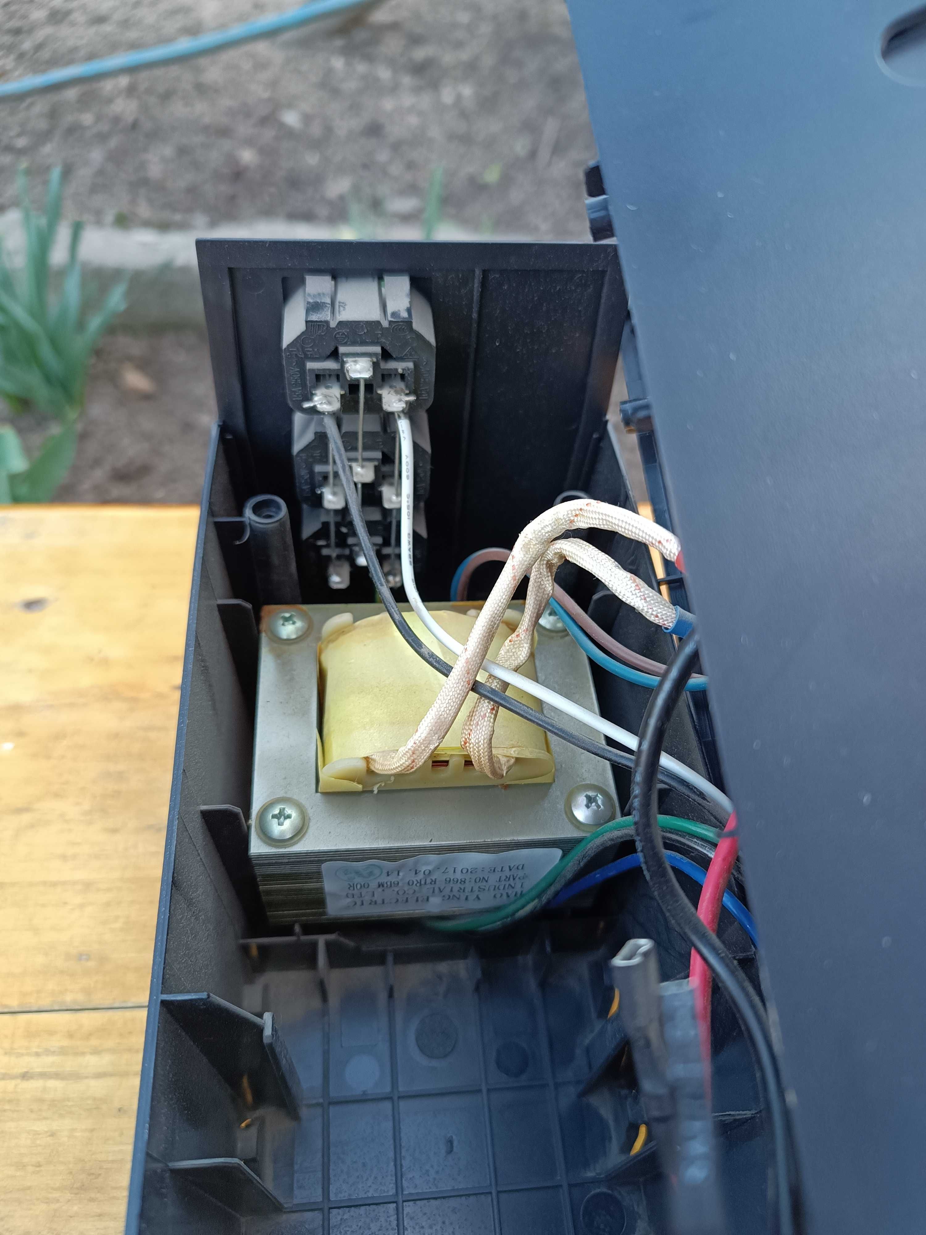 УПС Powercom RPT-600A бесперебойник ББЖ UPS ИБП