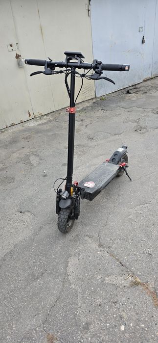 Продам электросамокат, 1 kWt, идеал