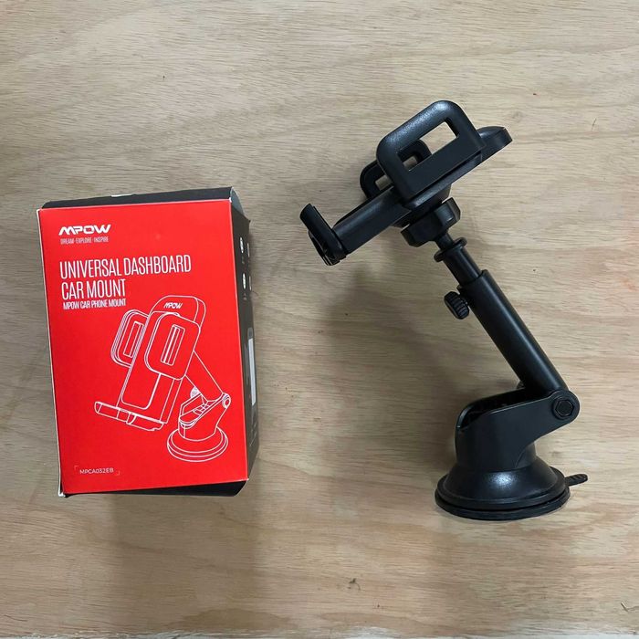 MPOW universal dashboard car mount
