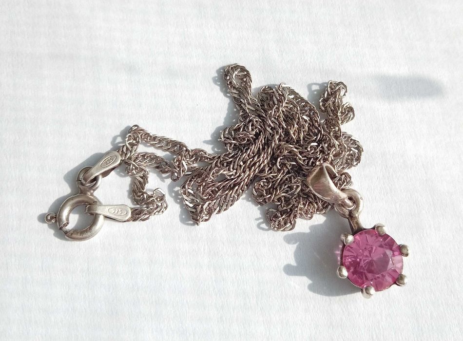 Кулон підвіска з рожевим каменем, на ланцюжку. Срібло 925 проба