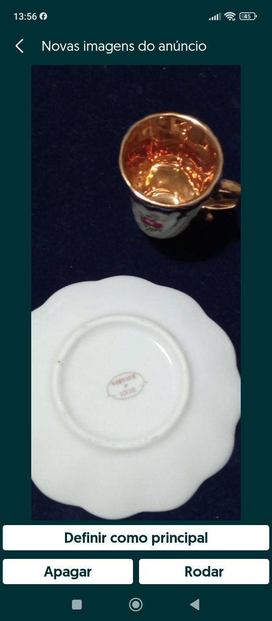 Miniatura de chávena em porcelana