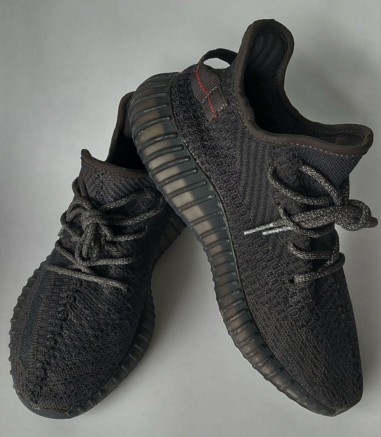 Buty Adidas Yezzy Boost V2 Black roz. 40
Buty Adidas Yezzy Boost V2 Bl