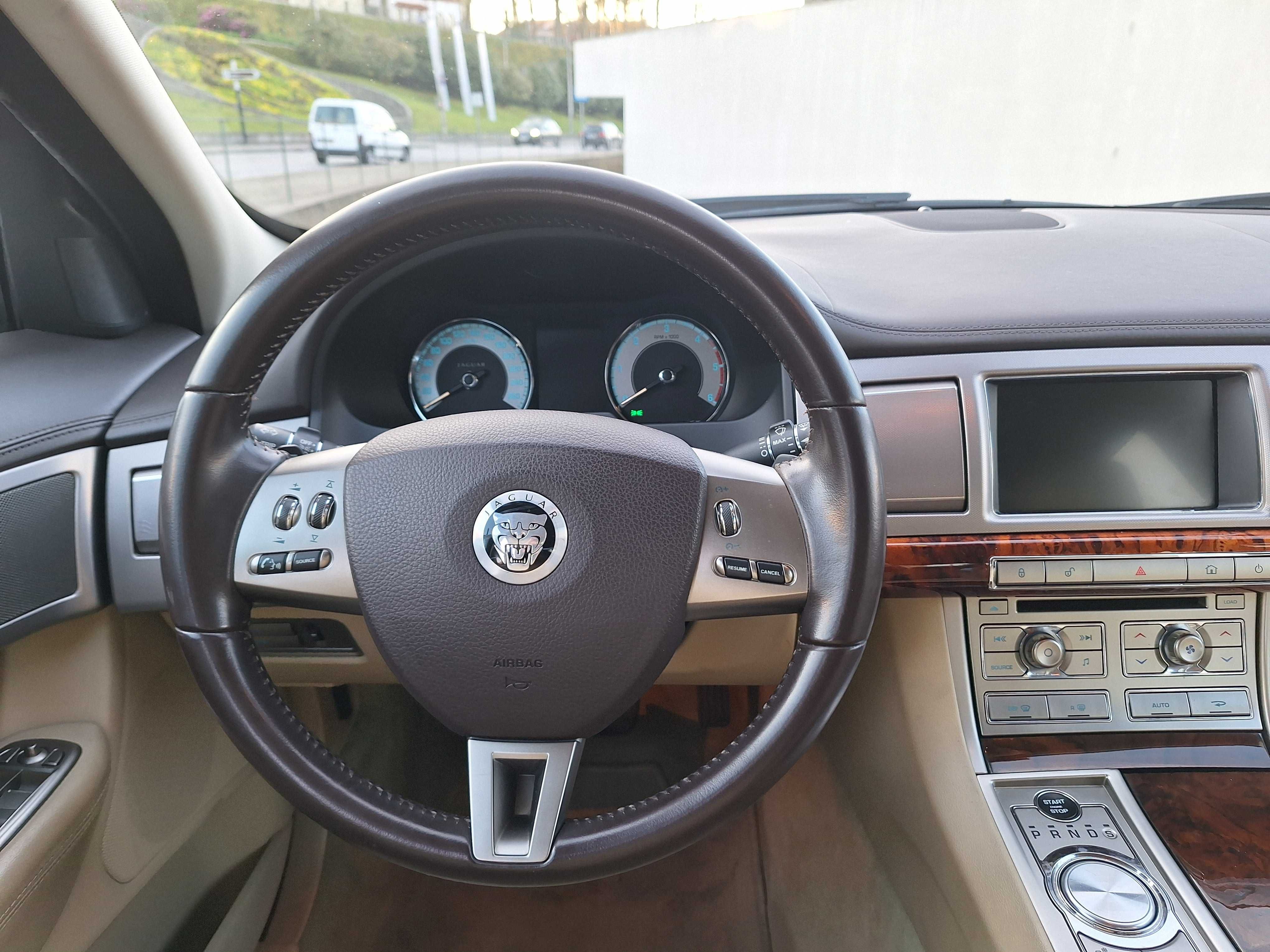JAGUAR XF S 3.0 V6 Diesel 275cv Premium Luxury