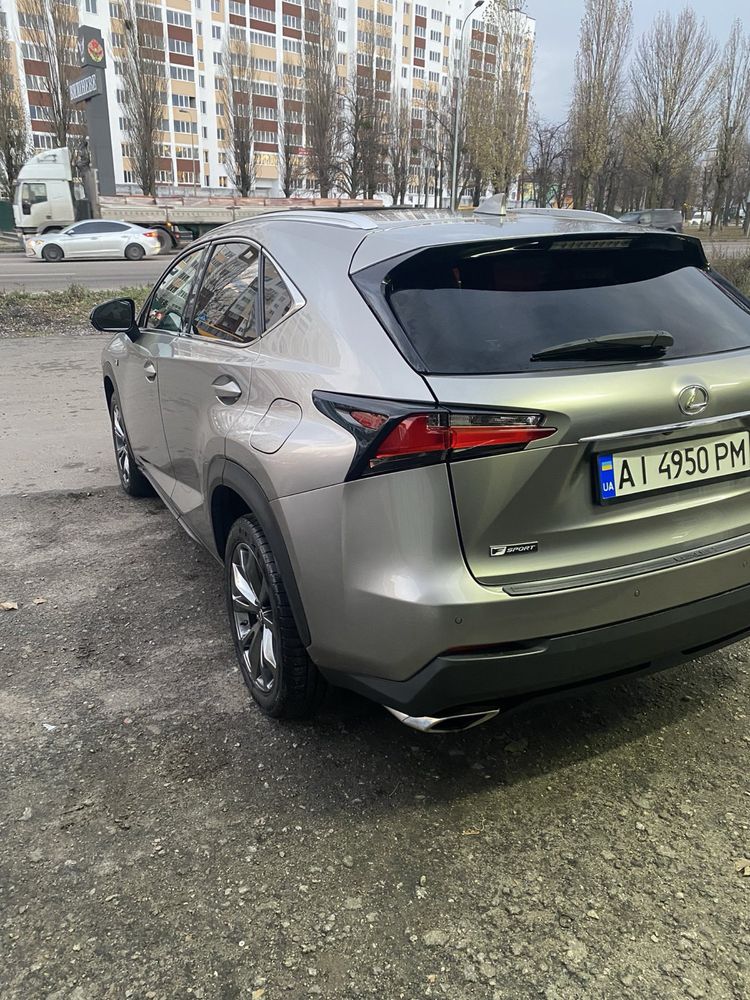 Продам срочно Lexus nx 200 t торг