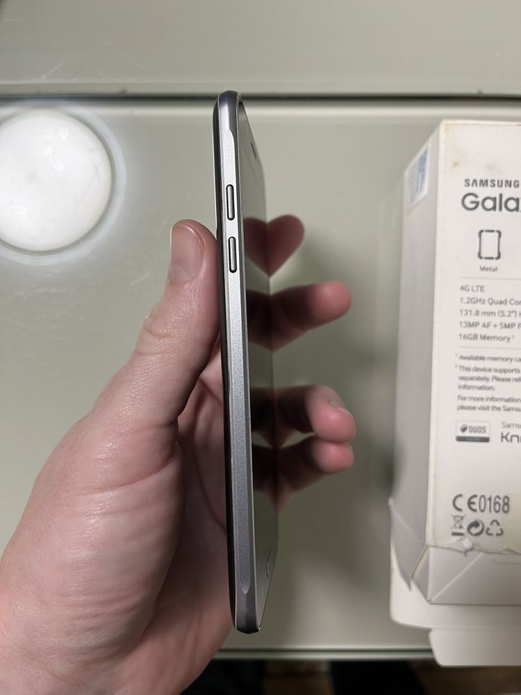 Телефон samsung galaxy j 5